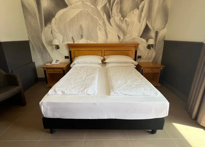Hotel Selene 3*