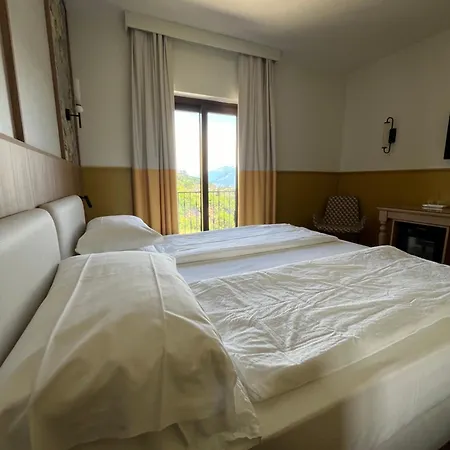 Selene Hotel 3*