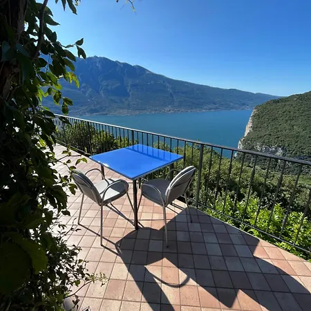 Villa Selene فندق