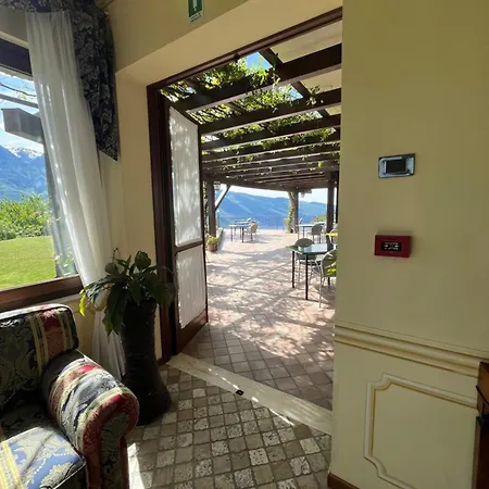 Villa Selene فندق 3*